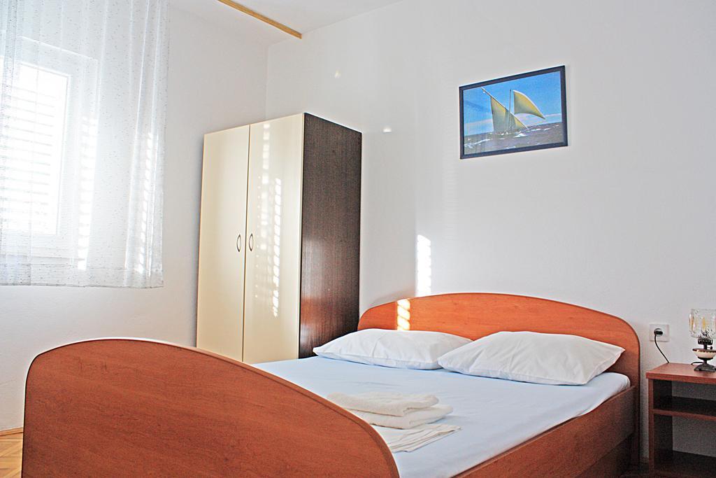 Bougainvillea Apartments Makarska Exterior foto